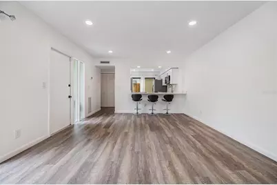 10306 Green Grove Place, Tampa, FL 33624 - Photo 19