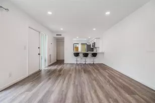 10306 Greengrove Pl, Tampa, FL 33624 - Photo 19