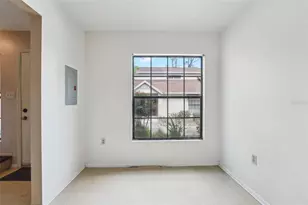 8419 Laurelon Pl, Temple Terrace, FL 33637 - Photo 7