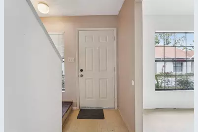 8419 Laurelon Place, Temple Terrace, FL 33637 - Photo 5