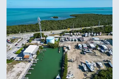13900 Overseas Hwy, Marathon, FL 33050 - Photo 15
