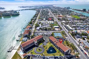 8711 Blind Pass Rd, Saint Petersburg, FL 33706 - Photo 19