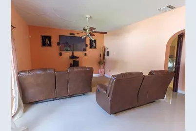 4902 Five Acre Road, Plant City, FL 33565 - Photo 11