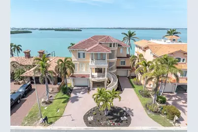 700 126th Avenue, Treasure Island, FL 33706 - Photo 1