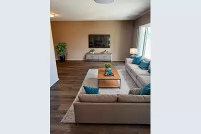 1515 Arrowhead Drive, Sun City Center, FL 33573 - Photo 3