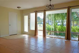 5056 42nd St S, Saint Petersburg, FL 33711 - Photo 17