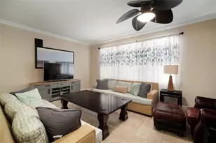 513 Manns Harbor Dr, Apollo Beach, FL 33572 - Photo 27