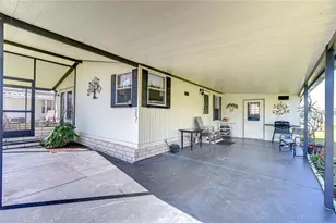 3051 Shady Creek Dr, Wesley Chapel, FL 33543 - Photo 5