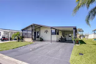 3051 Shady Creek Dr, Wesley Chapel, FL 33543 - Photo 3