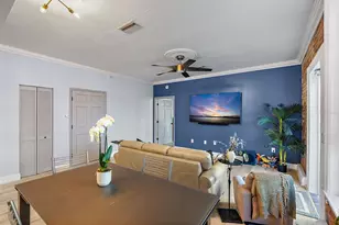 215 Central Ave, Saint Petersburg, FL 33701 - Photo 11