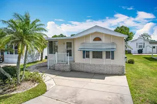 194 Big Pine Ave S, Frostproof, FL 33843 - Photo 1