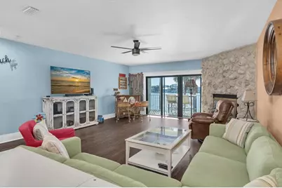 553 Haven Point Drive, Treasure Island, FL 33706 - Photo 7