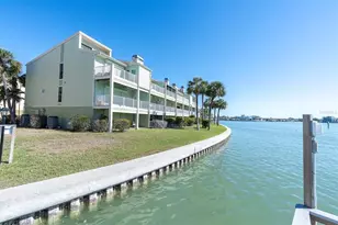 553 Haven Point Dr, Treasure Island, FL 33706 - Photo 41