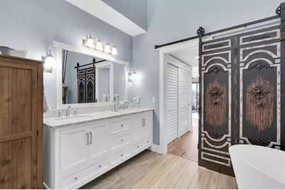 553 Haven Point Drive, Treasure Island, FL 33706 - Photo 25