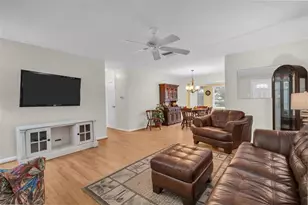 9082 141st Street, Seminole, FL 33776 - Photo 7