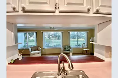 9082 141st Street, Seminole, FL 33776 - Photo 23