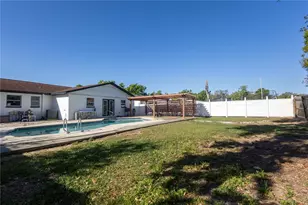 724 Tradewinds Dr, Brandon, FL 33511 - Photo 23
