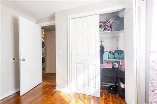 724 Tradewinds Dr, Brandon, FL 33511 - Photo 9