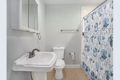 8210 Marigold Avenue, Tampa, FL 33614 - Photo 11