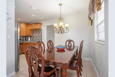 8210 Marigold Avenue, Tampa, FL 33614 - Photo 5