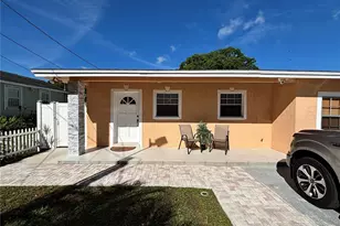 8210 Marigold Ave, Tampa, FL 33614 - Photo 25