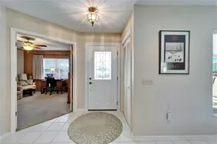 2007 E View Dr, Sun City Center, FL 33573 - Photo 9