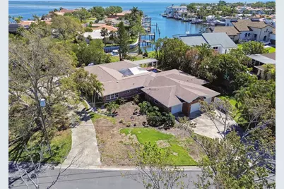 2180 Bayou Grande Boulevard NE, Saint Petersburg, FL 33703 - Photo 5
