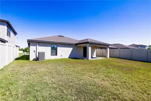 1001 Culbreath Grn Ct, Ruskin, FL 33570 - Photo 19