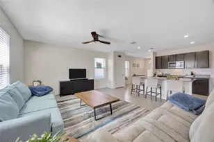 5758 Hollingworth Trl, Wesley Chapel, FL 33545 - Photo 7
