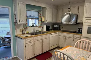 709 Sugar Palm St, Largo, FL 33778 - Photo 9