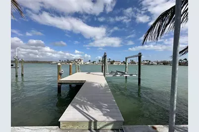 575 Crystal Drive, Madeira Beach, FL 33708 - Photo 7