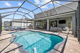5809 Alabaster Stone Ln, Apollo Beach, FL 33572 - Photo 11