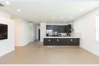 6426 31st Street S, Saint Petersburg, FL 33712 - Photo 9