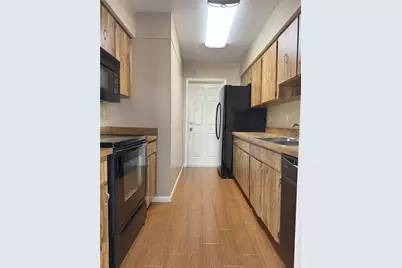 11874 Northtrail Avenue, Temple Terrace, FL 33617 - Photo 5