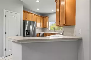 10418 Tulip Field Way, Riverview, FL 33578 - Photo 9