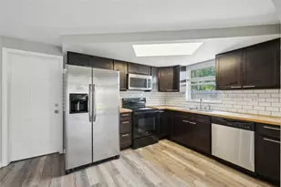 3207 Coldwell Dr, Holiday, FL 34691 - Photo 15