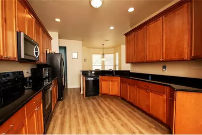 10400 Golden Avenue, Weeki Wachee, FL 34613 - Photo 9