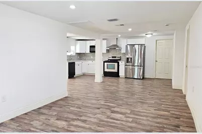 2712 60th Avenue N, Saint Petersburg, FL 33714 - Photo 7