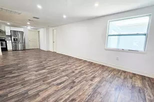 2712 60th Ave N, Saint Petersburg, FL 33714 - Photo 5