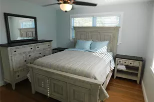 5005 5 5th Ave S, Saint Petersburg, FL 33707 - Photo 5