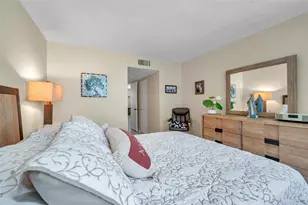 4720 Locust St NE, Saint Petersburg, FL 33703 - Photo 15