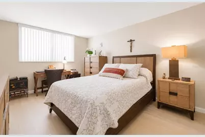 4720 Locust Street NE #206, Saint Petersburg, FL 33703 - Photo 13