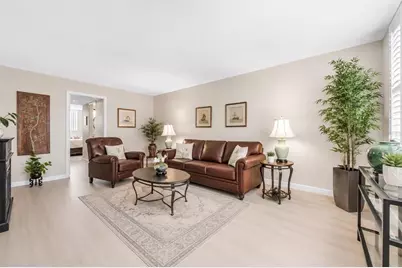 4720 Locust Street NE #206, Saint Petersburg, FL 33703 - Photo 3