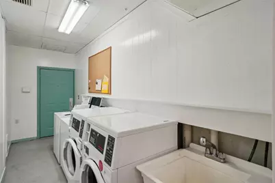 701 Mirror Lake Drive N #119, Saint Petersburg, FL 33701 - Photo 29