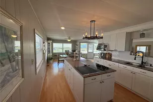 7880 54th Ave N, Saint Petersburg, FL 33709 - Photo 3