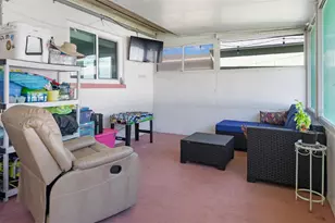 731 44th Ave NE, Saint Petersburg, FL 33703 - Photo 13
