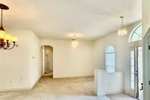 5525 Thorngrove Way, Spring Hill, FL 34609 - Photo 9