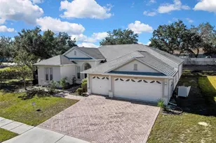 5525 Thorngrove Way, Spring Hill, FL 34609 - Photo 3
