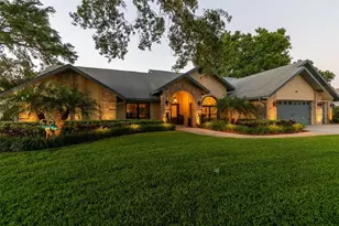 3612 Sugar Loaf Ln, Valrico, FL 33596 - Photo 9