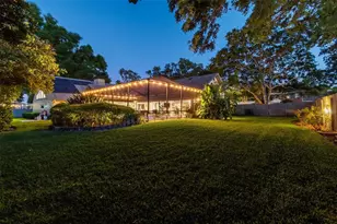 3612 Sugar Loaf Ln, Valrico, FL 33596 - Photo 5